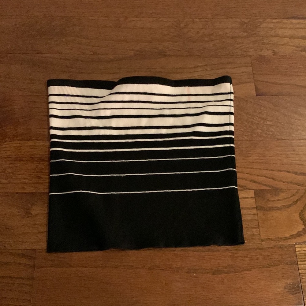 Room Service size M tube top